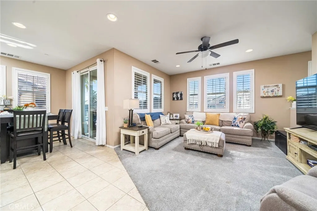 16001 Chase Road 72, Fontana, California 92336 home-pic-6