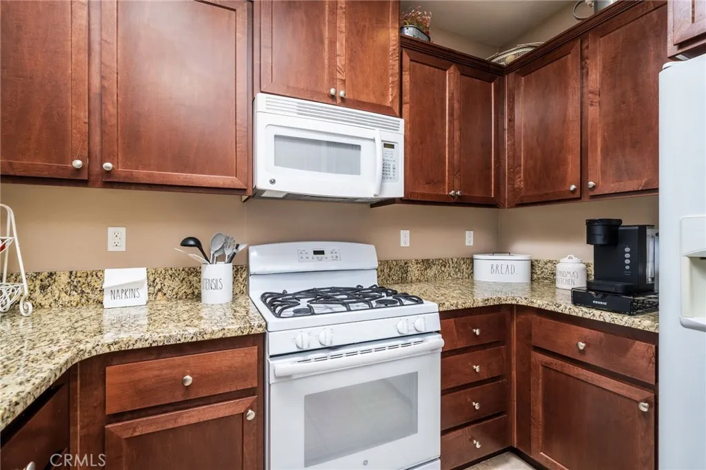 16001 Chase Road 72, Fontana, California 92336 home-pic-14