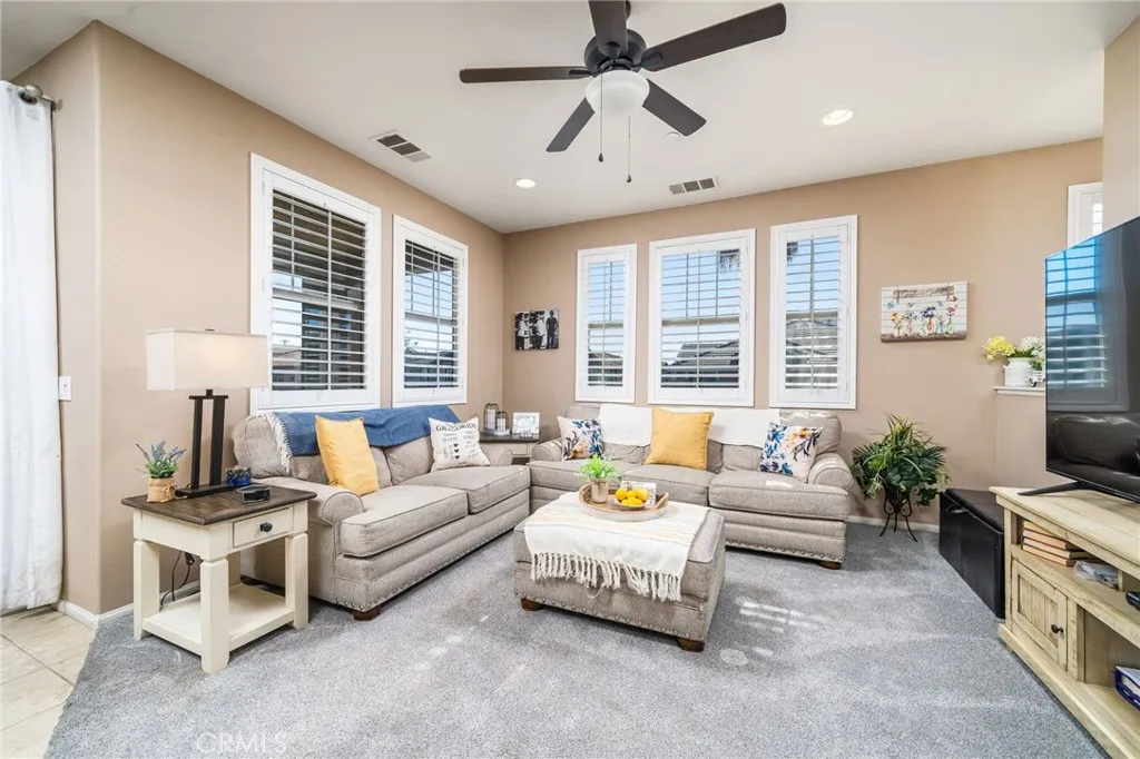 16001 Chase Road 72, Fontana, California 92336 home-pic-7