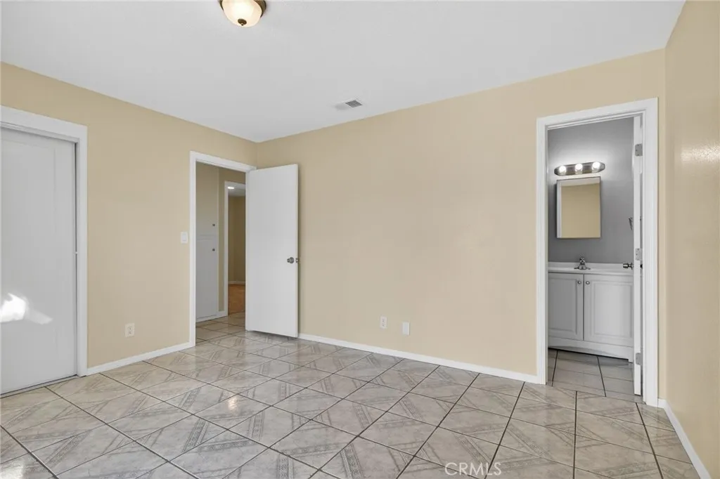 4731 Hamilton Avenue, Oxnard, California 93033 home-pic-22