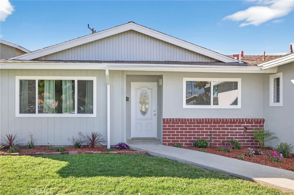 4731 Hamilton Avenue, Oxnard, California 93033 home-pic-3