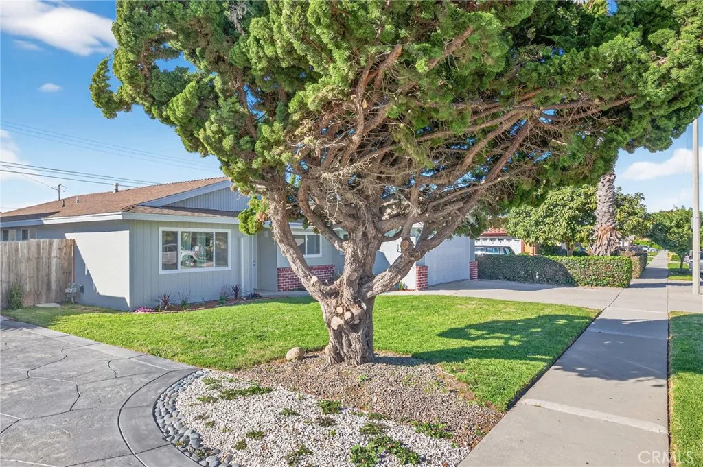 4731 Hamilton Avenue, Oxnard, California 93033 home-pic-2