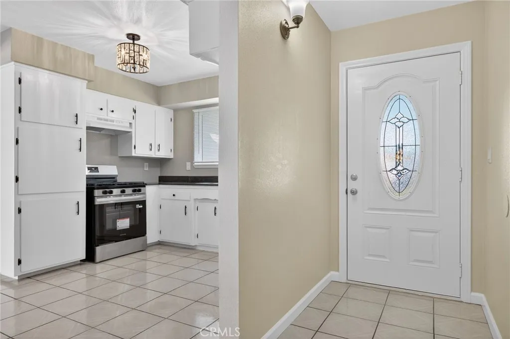 4731 Hamilton Avenue, Oxnard, California 93033 home-pic-5