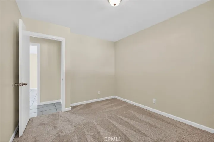 Bedroom2_2