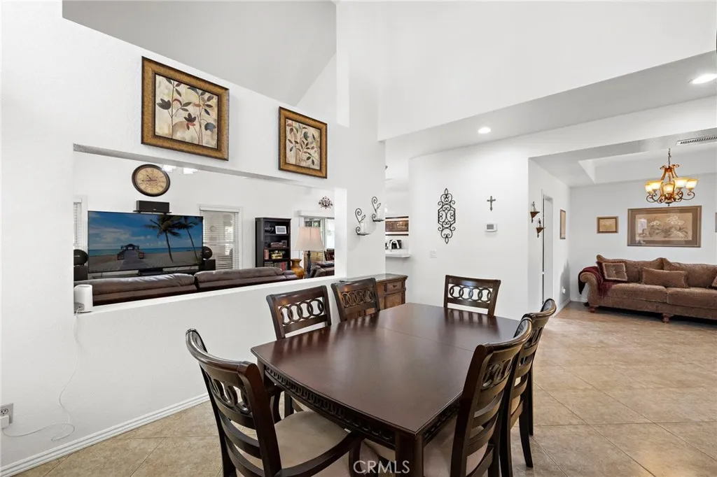 3403 Cedarglen Rd, Ontario, California 91761 home-pic-9