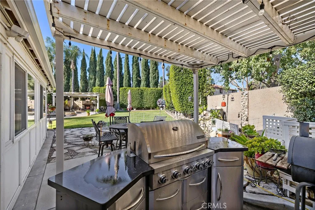 3403 Cedarglen Rd, Ontario, California 91761 home-pic-47