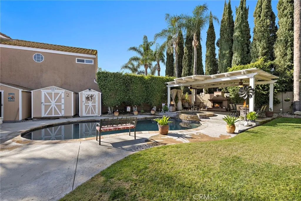 3403 Cedarglen Rd, Ontario, California 91761 home-pic-35