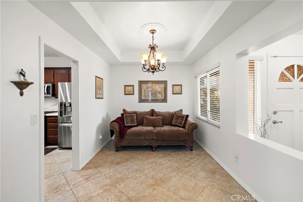 3403 Cedarglen Rd, Ontario, California 91761 home-pic-18