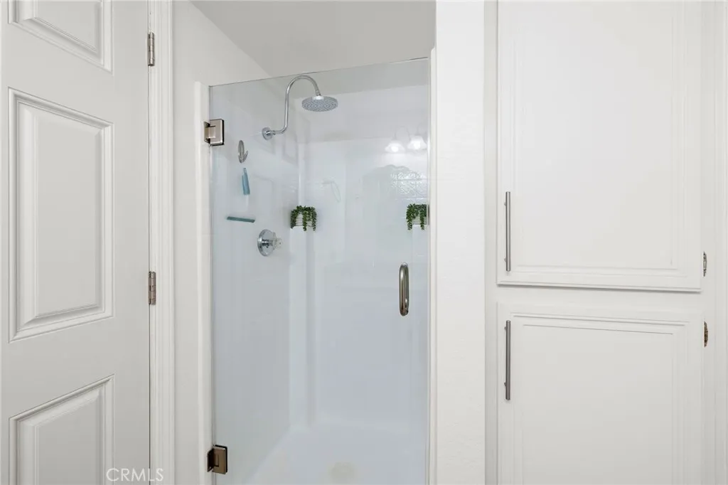 3403 Cedarglen Rd, Ontario, California 91761 home-pic-22