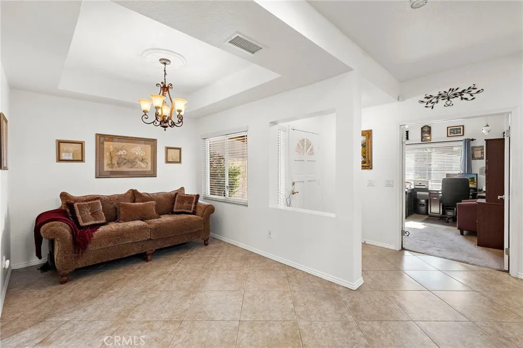 3403 Cedarglen Rd, Ontario, California 91761 home-pic-19