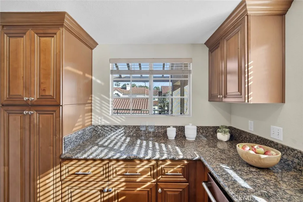 21897 Southgate, Mission Viejo, California 92692 home-pic-14