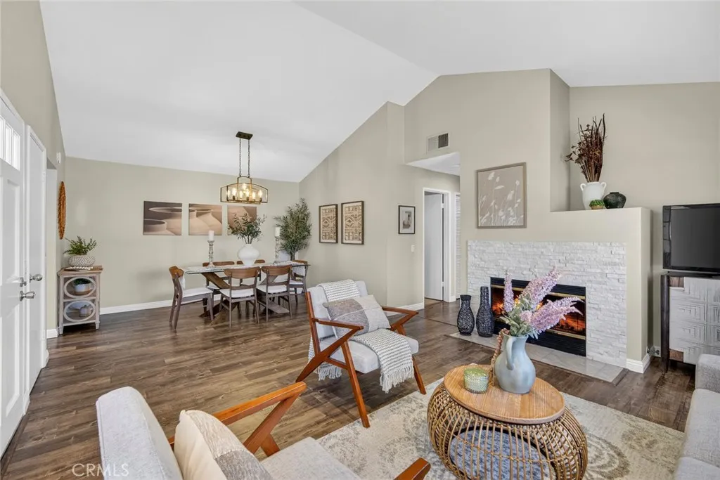 21897 Southgate, Mission Viejo, California 92692 home-pic-2