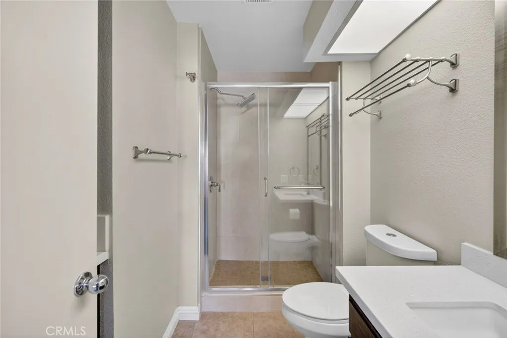 21897 Southgate, Mission Viejo, California 92692 home-pic-22