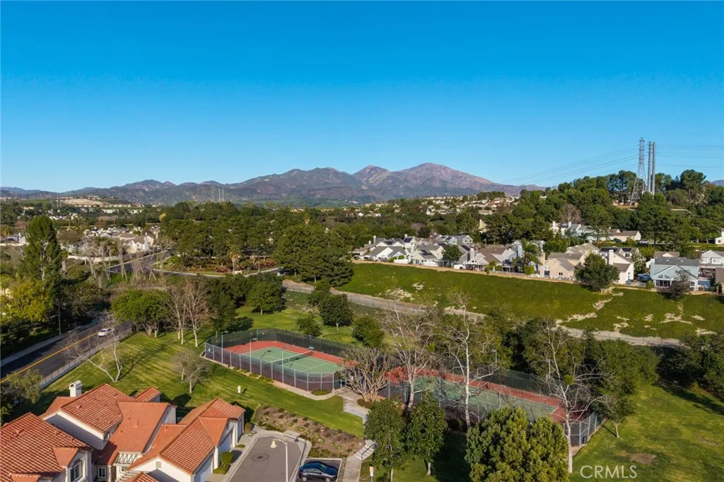 21897 Southgate, Mission Viejo, California 92692 home-pic-37