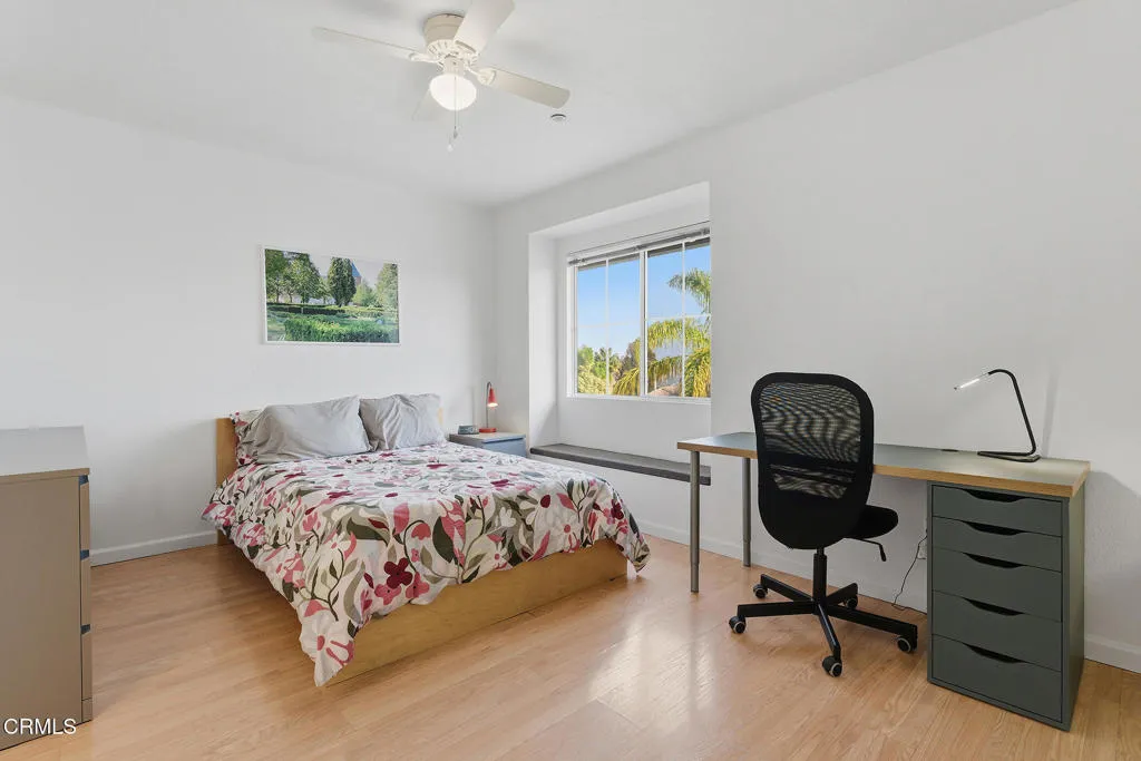 15137 Trail View Court, Los Angeles, California 91342 home-pic-17