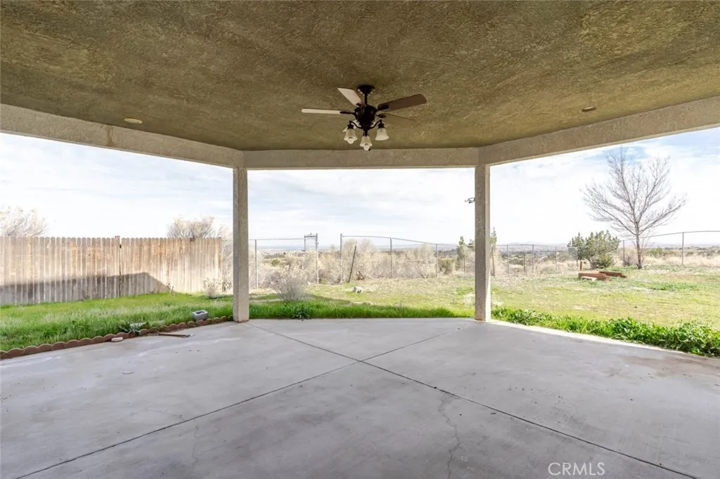 2575 Rale Drive, Palmdale, California 93550 home-pic-28