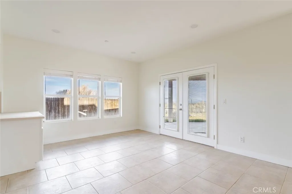 2575 Rale Drive, Palmdale, California 93550 home-pic-7