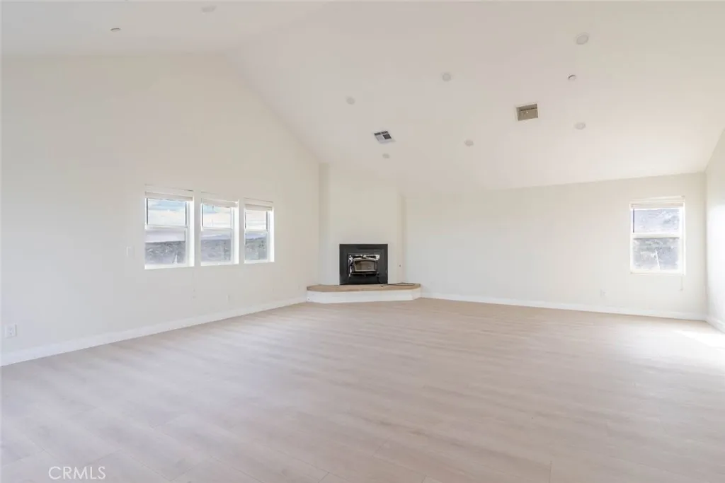 2575 Rale Drive, Palmdale, California 93550 home-pic-6
