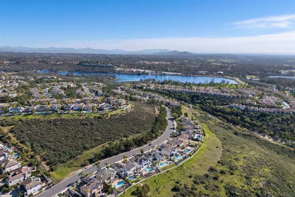 11127 Breckenridge Dr, San Diego, California 92131 home-pic-66