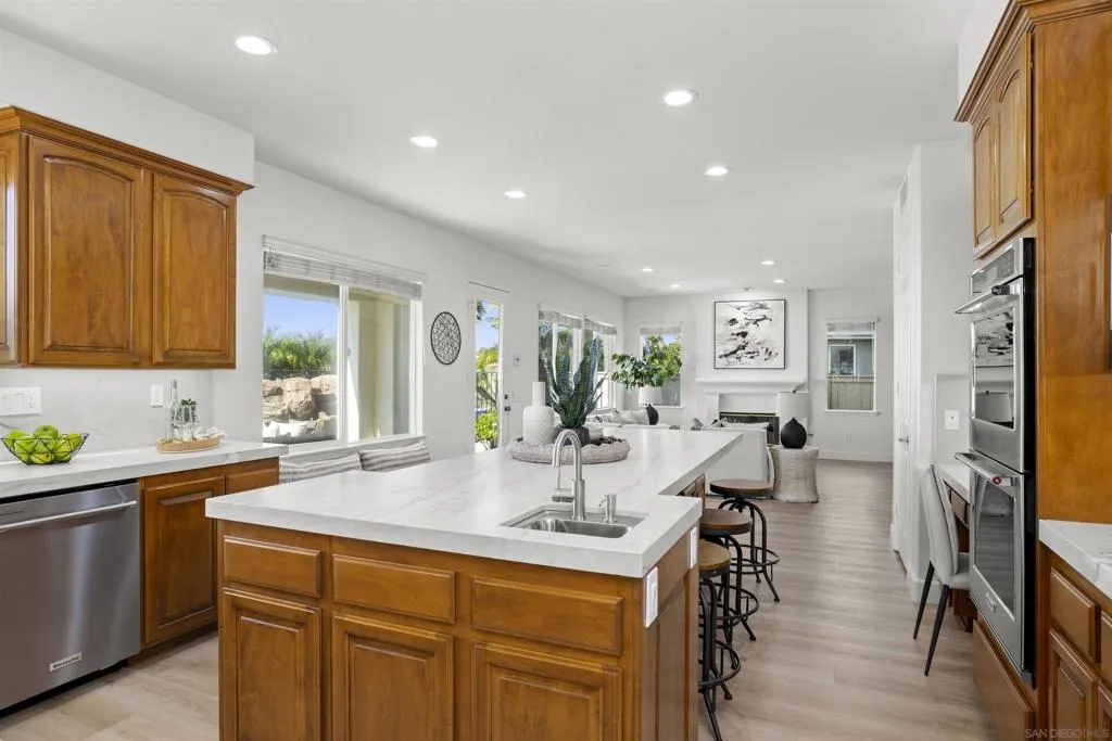 11127 Breckenridge Dr, San Diego, California 92131 home-pic-25