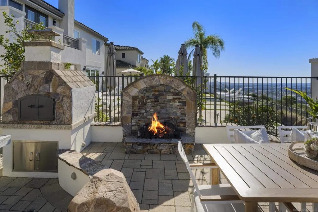 11127 Breckenridge Dr, San Diego, California 92131 home-pic-56