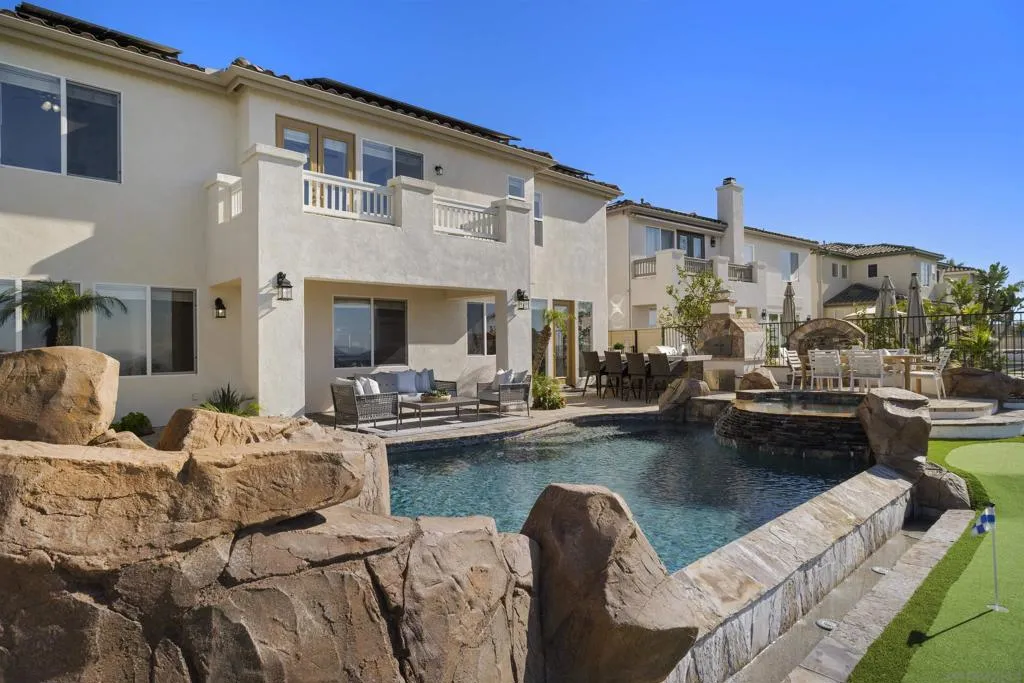11127 Breckenridge Dr, San Diego, California 92131 home-pic-61