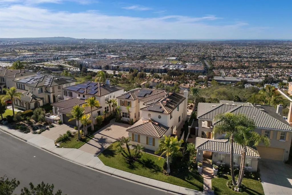 11127 Breckenridge Dr, San Diego, California 92131 home-pic-64