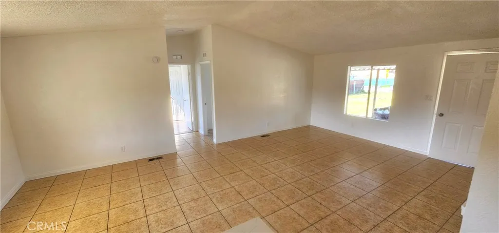 20175 Souder, Perris, California 92570 home-pic-15