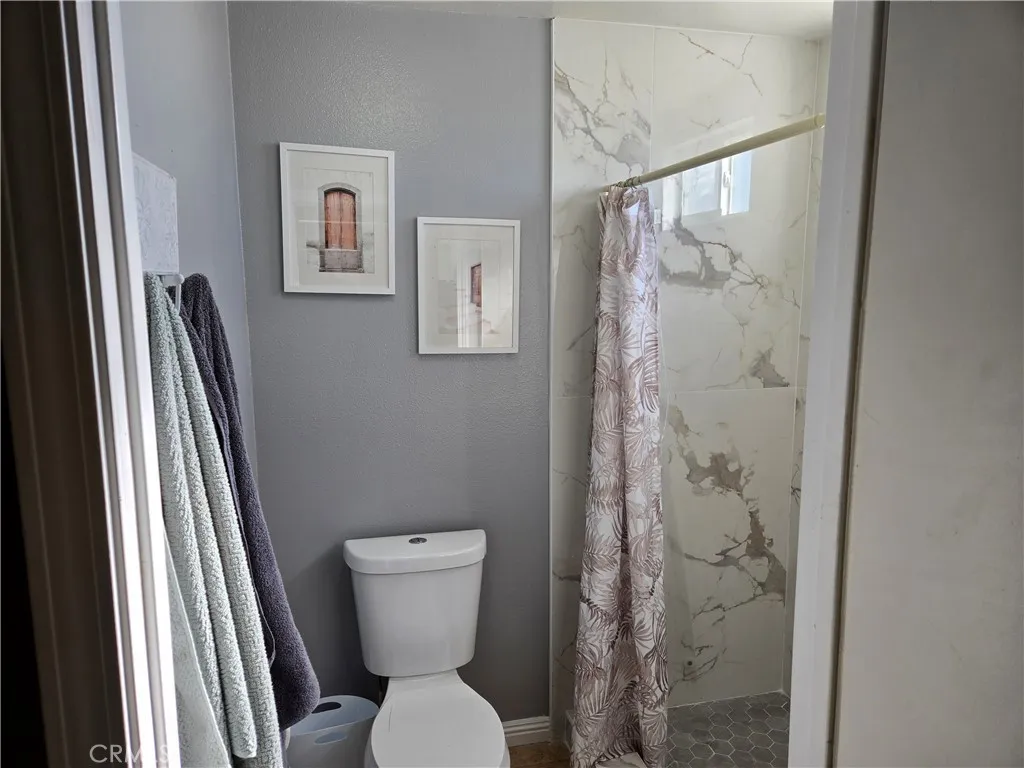 11558 Hemlock, Hesperia, California 92345 home-pic-18