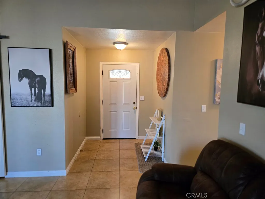 11558 Hemlock, Hesperia, California 92345 home-pic-4