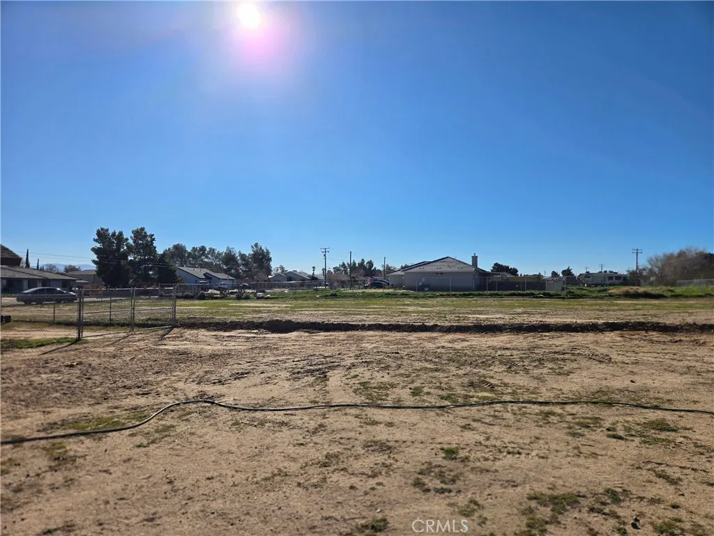 11558 Hemlock, Hesperia, California 92345 home-pic-27