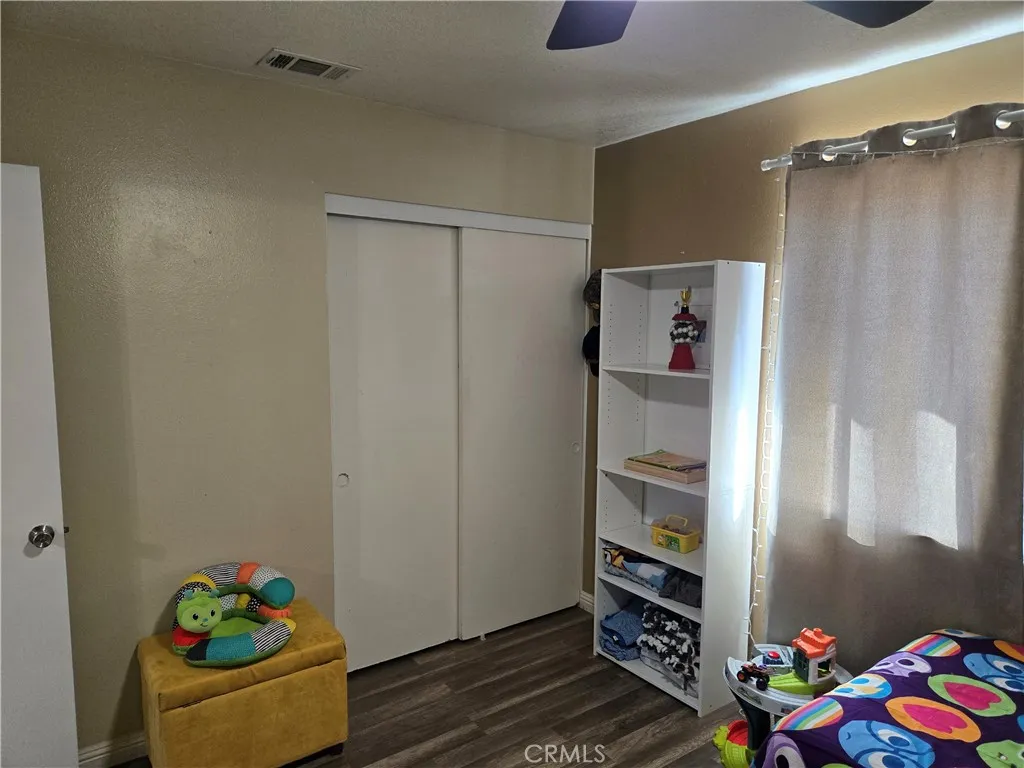 11558 Hemlock, Hesperia, California 92345 home-pic-22
