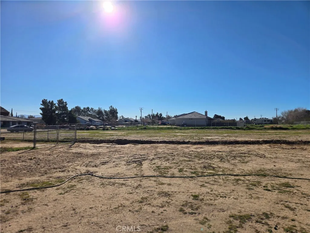 11558 Hemlock, Hesperia, California 92345 home-pic-28