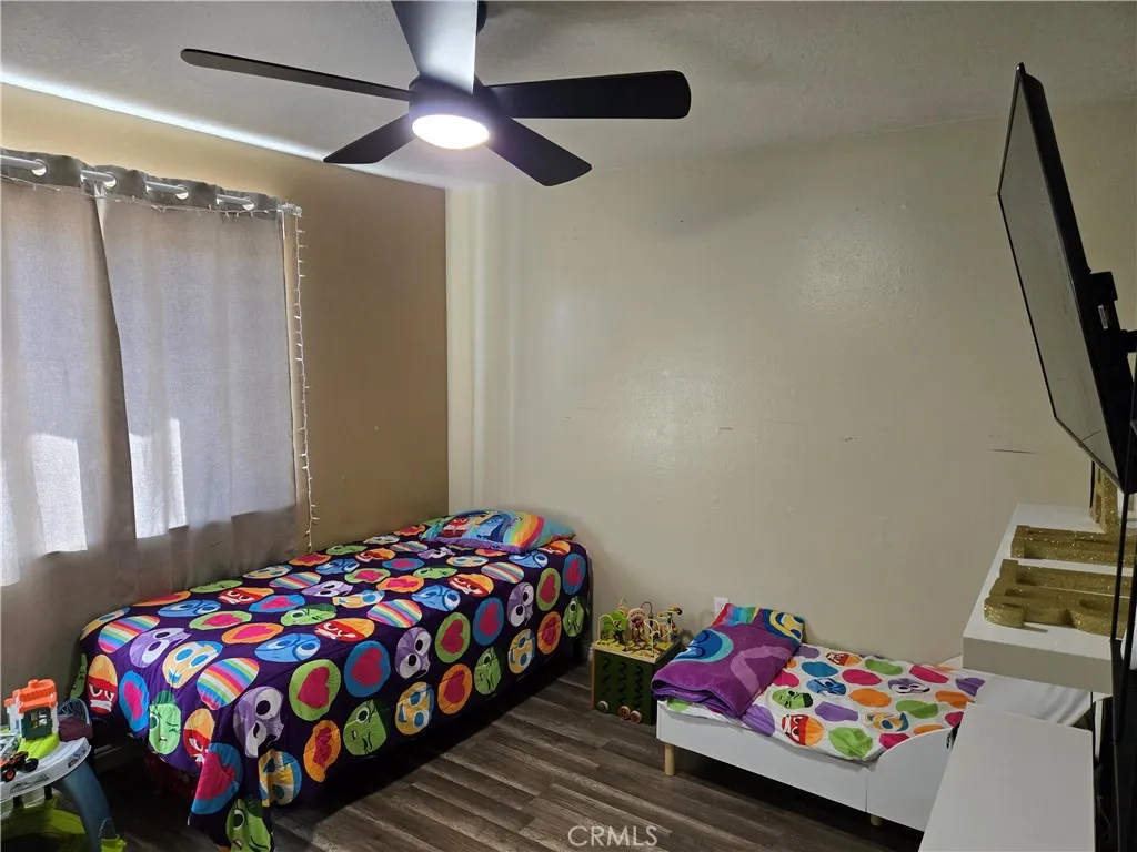 11558 Hemlock, Hesperia, California 92345 home-pic-21