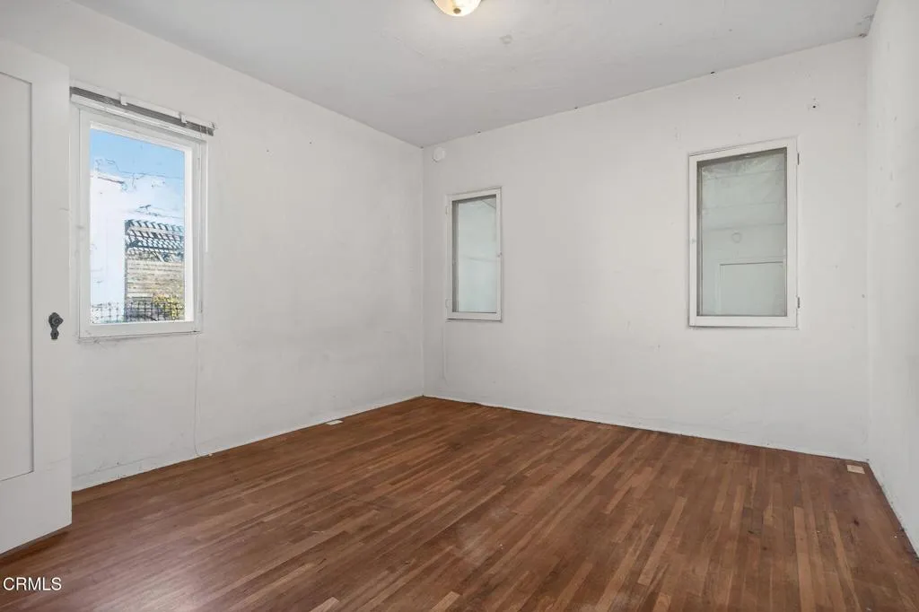 386 Howard Street, Ventura, California 93003 home-pic-19