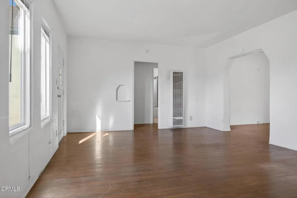 386 Howard Street, Ventura, California 93003 home-pic-13