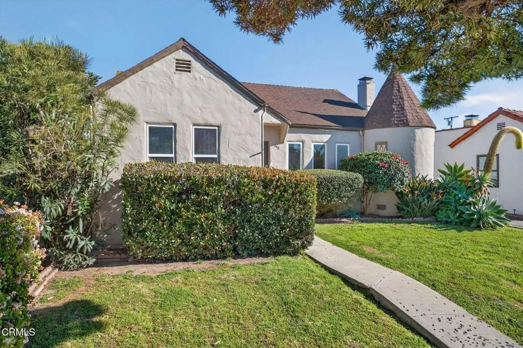 386 Howard Street, Ventura, California 93003 home-pic-5