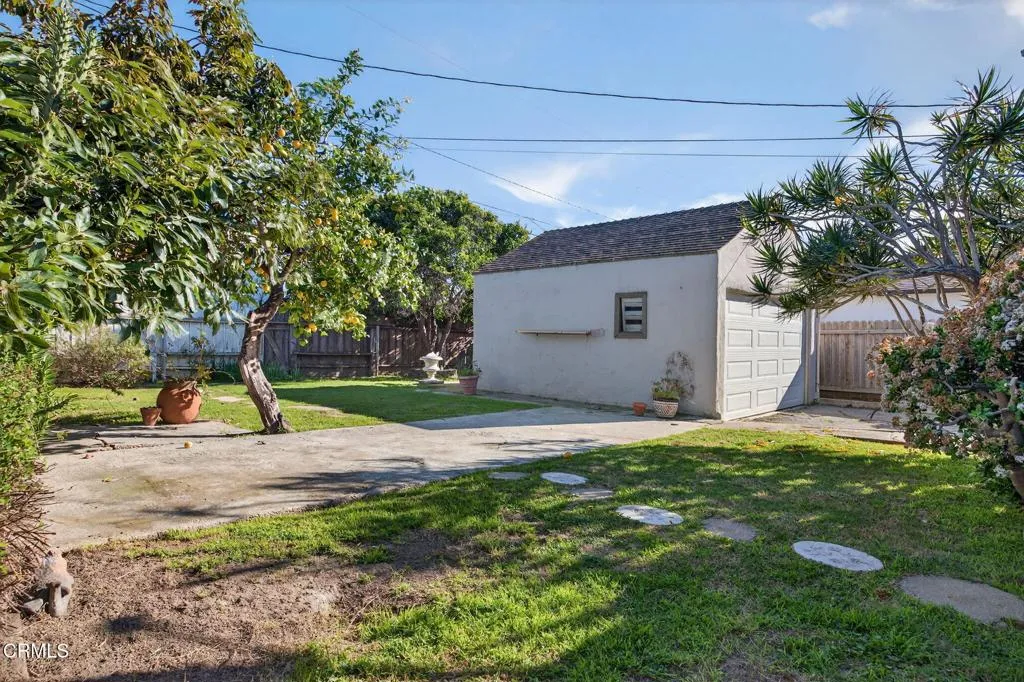 386 Howard Street, Ventura, California 93003 home-pic-32