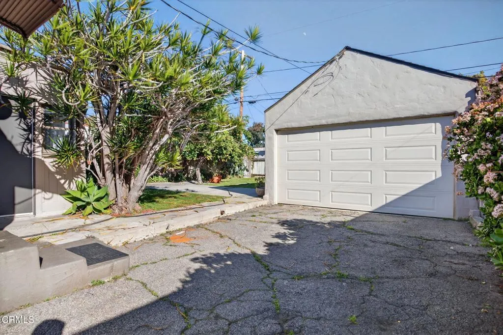 386 Howard Street, Ventura, California 93003 home-pic-30