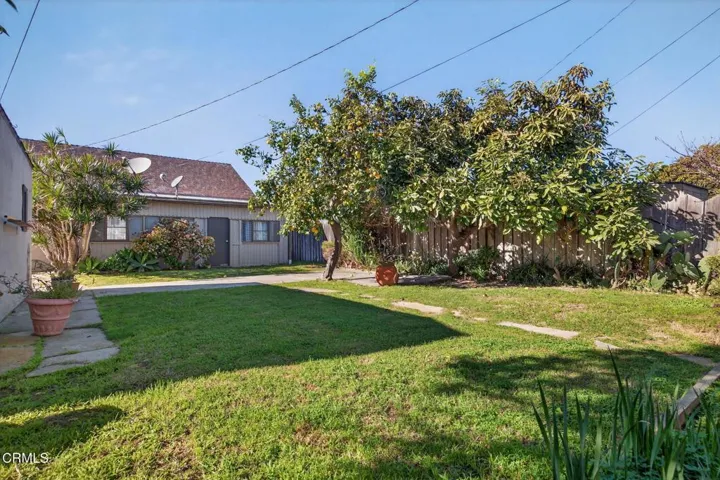 35-web-or-mls-UpmarketMedia_386H-104