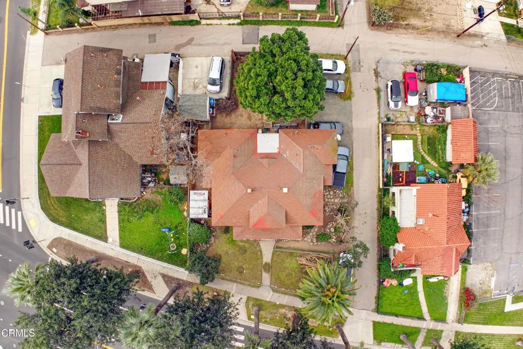714 E Grand Boulevard, Corona, California 92879 home-pic-2