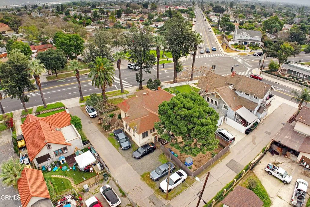 714 E Grand Boulevard, Corona, California 92879 home-pic-7