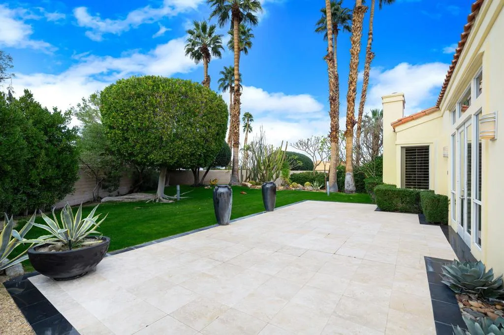 73043 Monterra Circle W, Palm Desert, California 92260 home-pic-52