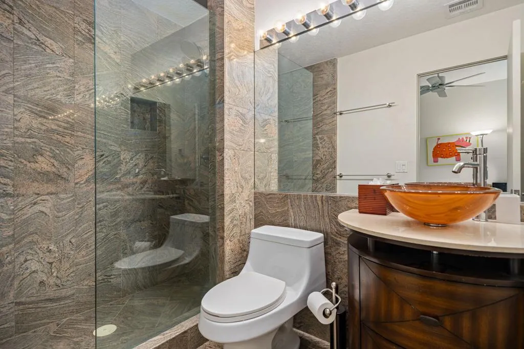 73043 Monterra Circle W, Palm Desert, California 92260 home-pic-34