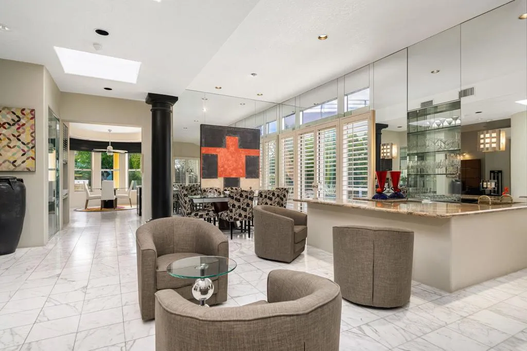 73043 Monterra Circle W, Palm Desert, California 92260 home-pic-14