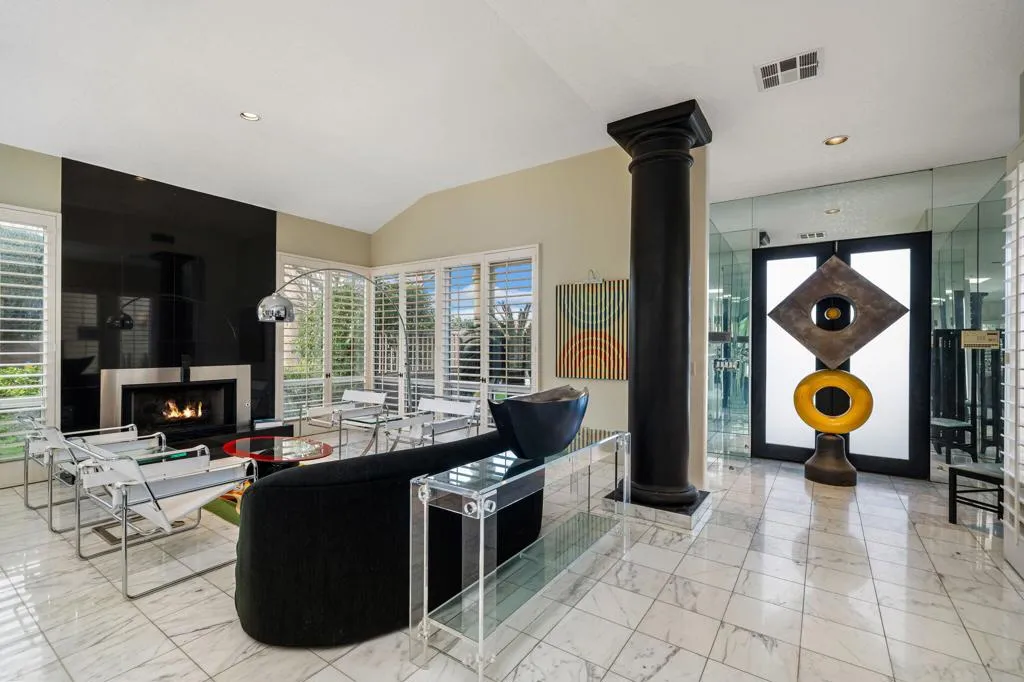 73043 Monterra Circle W, Palm Desert, California 92260 home-pic-13