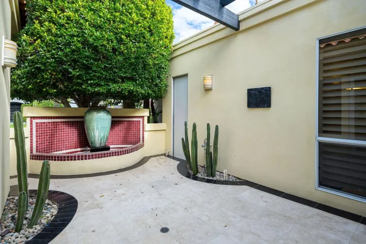 15-web-or-mls-DDMonterra_OPMG_0126_015