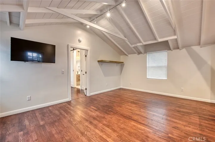Vacant Living Room/Great Room