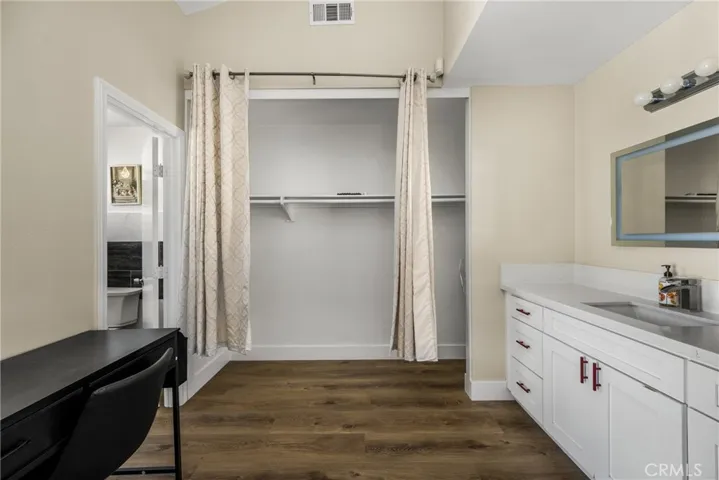 605 W Curie, Santa Ana, California 92707