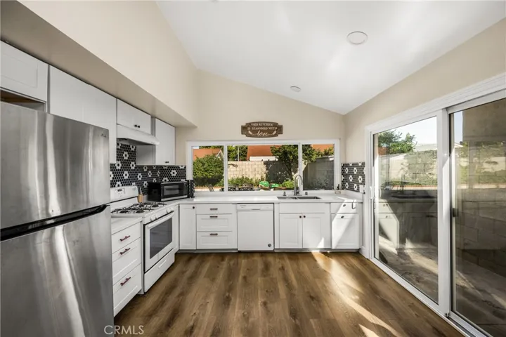 605 W Curie, Santa Ana, California 92707